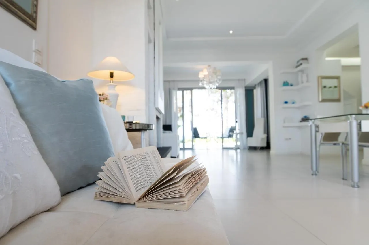 #Luxlikehome - A&M Summer Villa Pefkochori